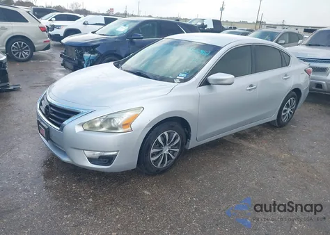 2014 Nissan Altima z USA, uszkodzony, nr VIN 1N4AL3AP7EC269262